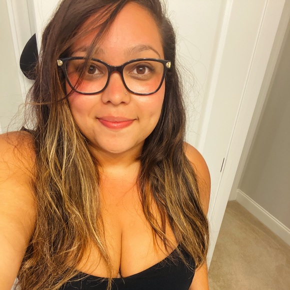 Meet your Posher, Perla - Picture 1 of 1